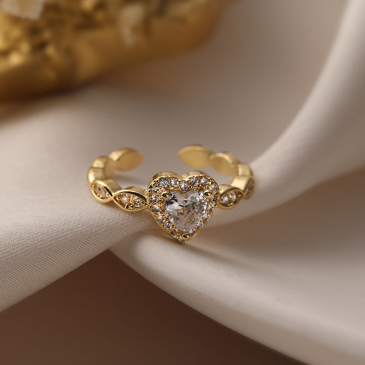 Simple Style Heart Shape Copper 18K Gold Plated Zircon Open Rings in Bulk