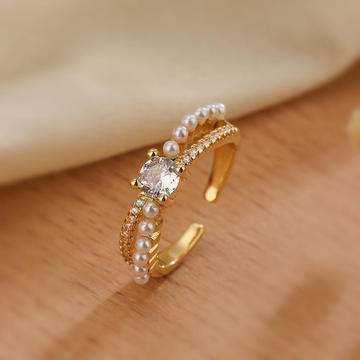 Simple Style round Copper 18K Gold Plated Artificial Pearls Zircon Open Rings in Bulk