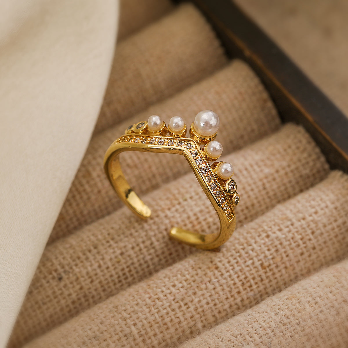 Simple Style round Copper 18K Gold Plated Artificial Pearls Zircon Open Rings in Bulk