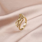 La Étoile Ribbon Ring