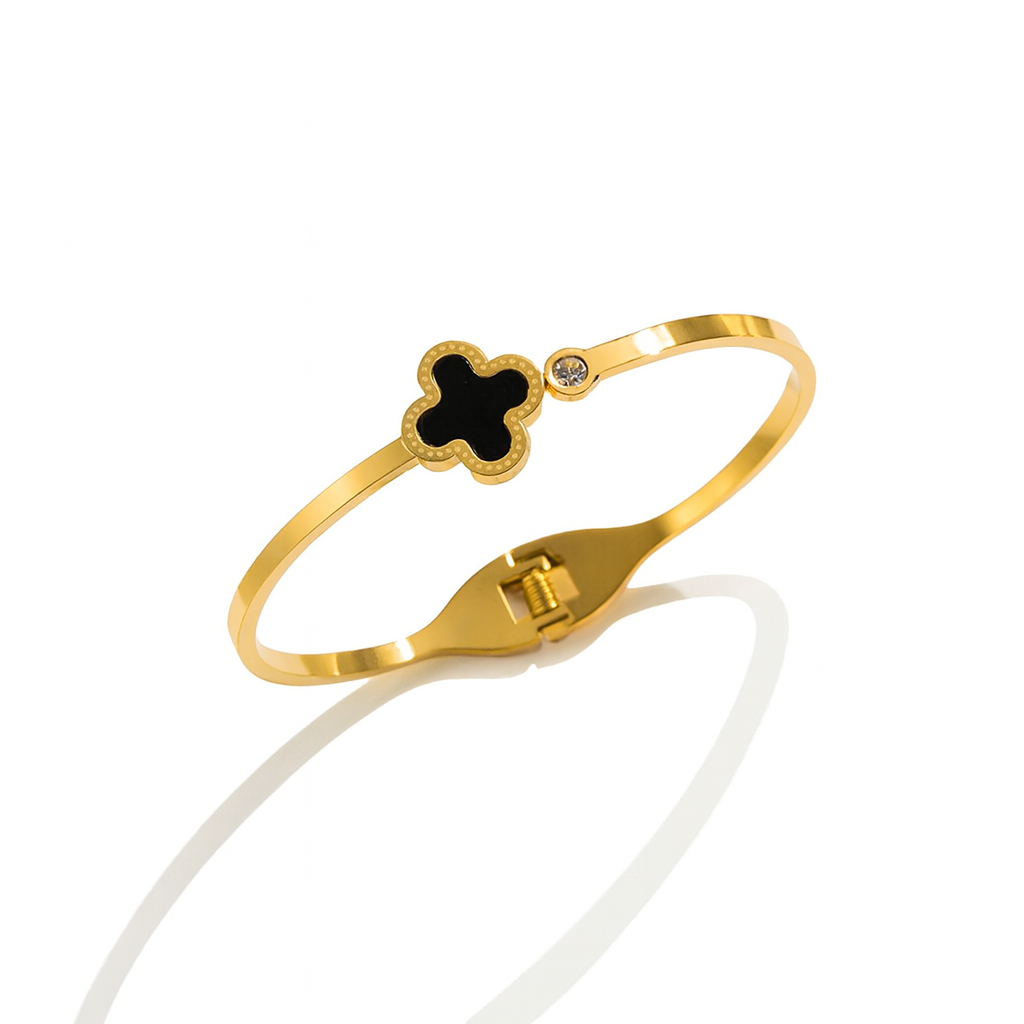 Rose Gold Four Leaf Clover Titanium Shell Bracelet