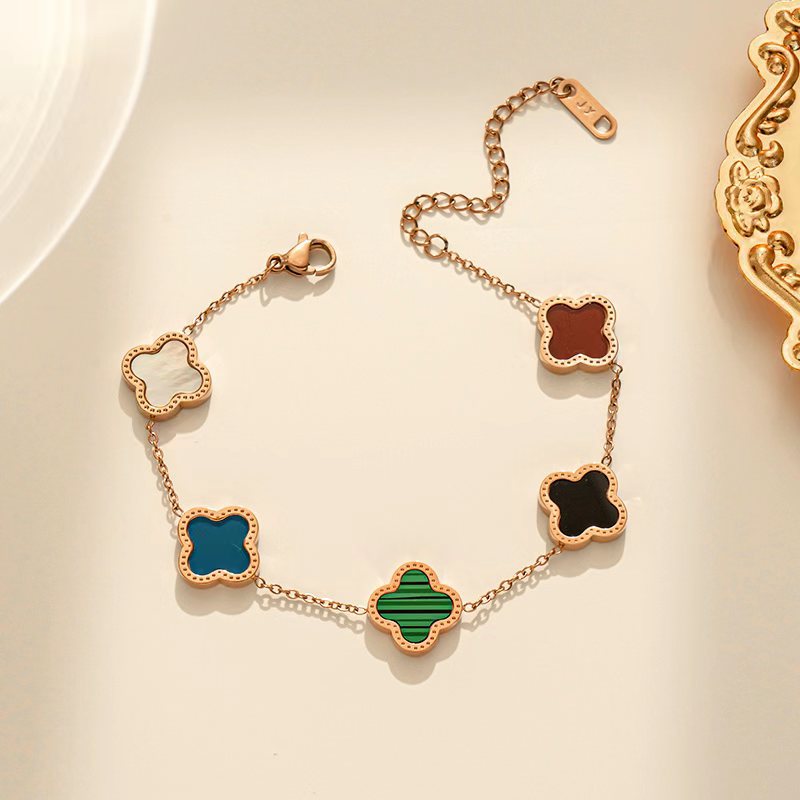 Golden Harmony Clover Bracelet