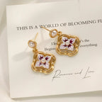 Alloy French Retro Flower Pearl Earrings with Electroplating for Women