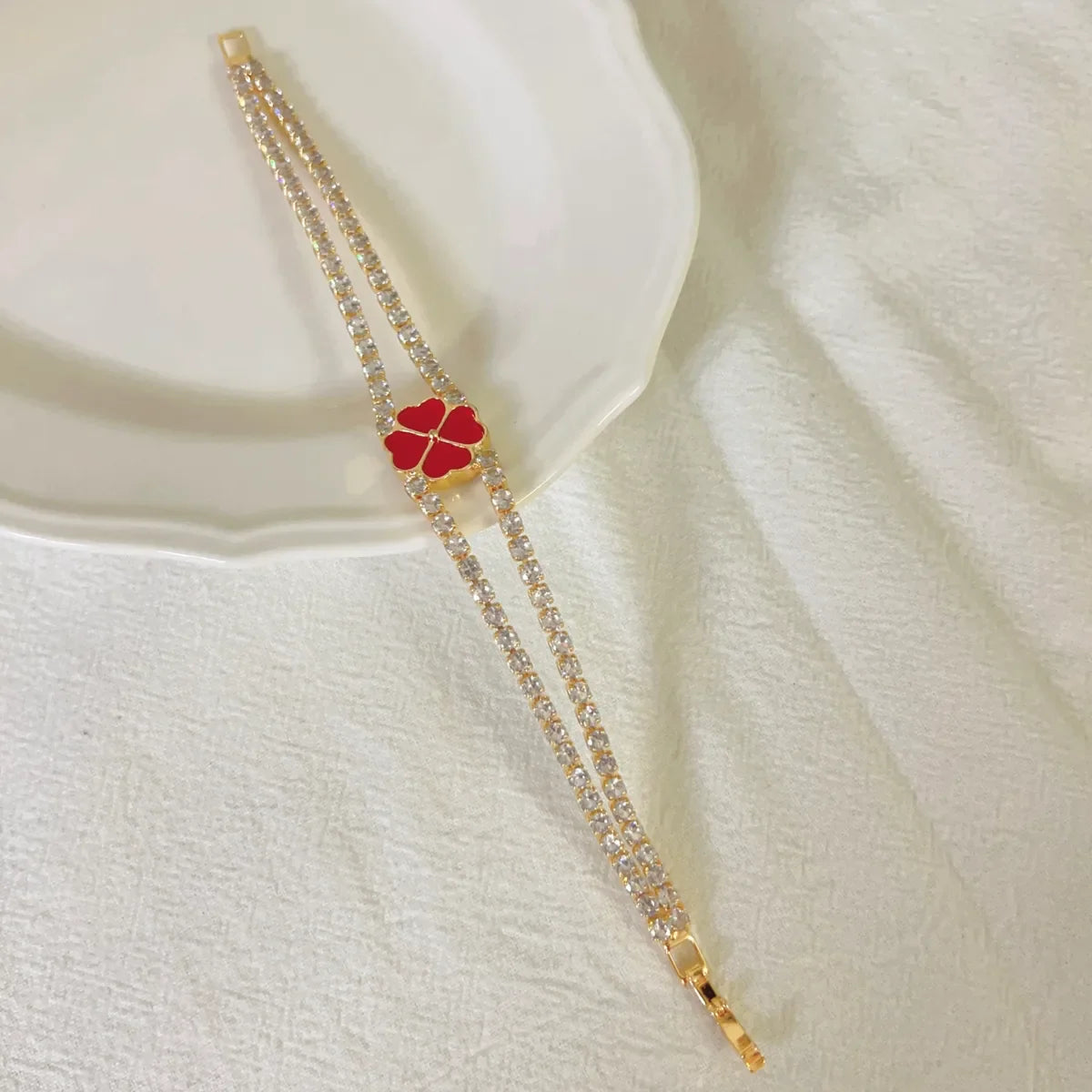 Elegant Four Leaf Clover Bracelets