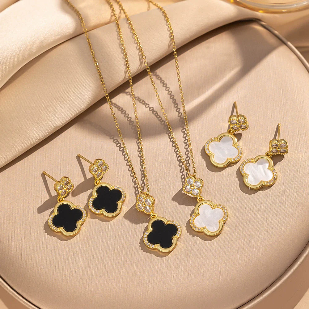 Necklace & Earring Clover Set