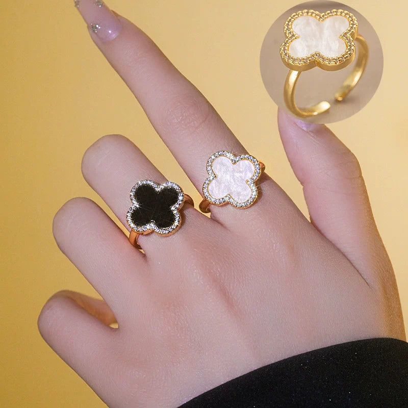 Wholesale Women's 18K Gold Plated Copper Ring with Micro Inlaid Zircon and Geometric Four Leaf Clover Design