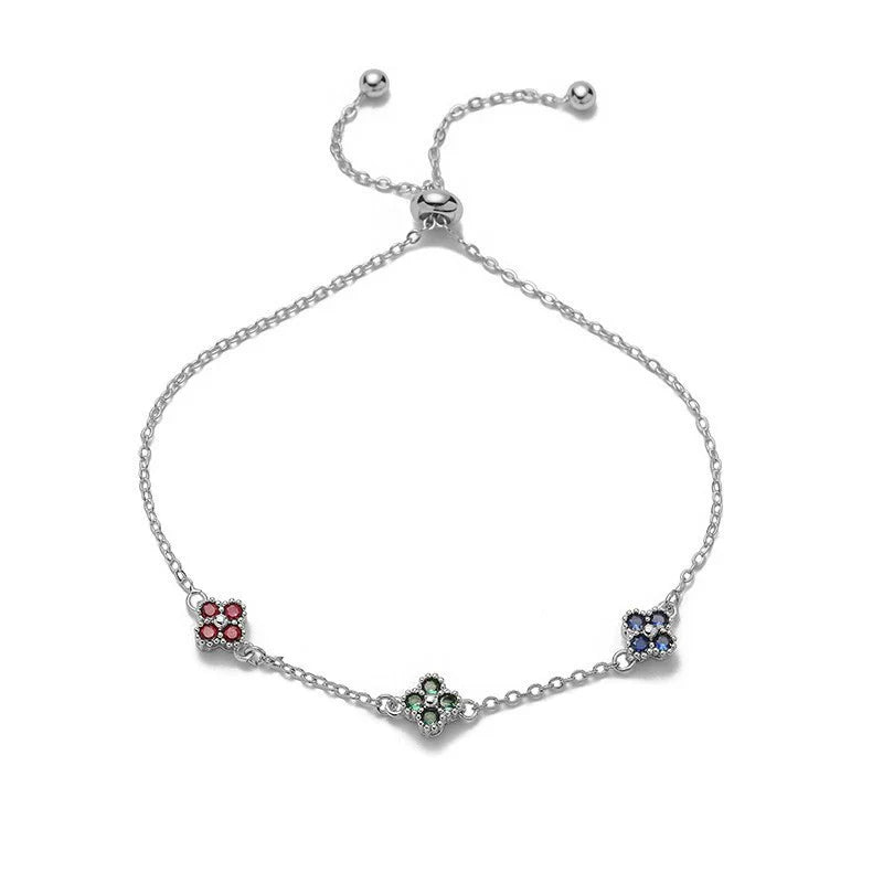 Clover Charm Pull Bracelet